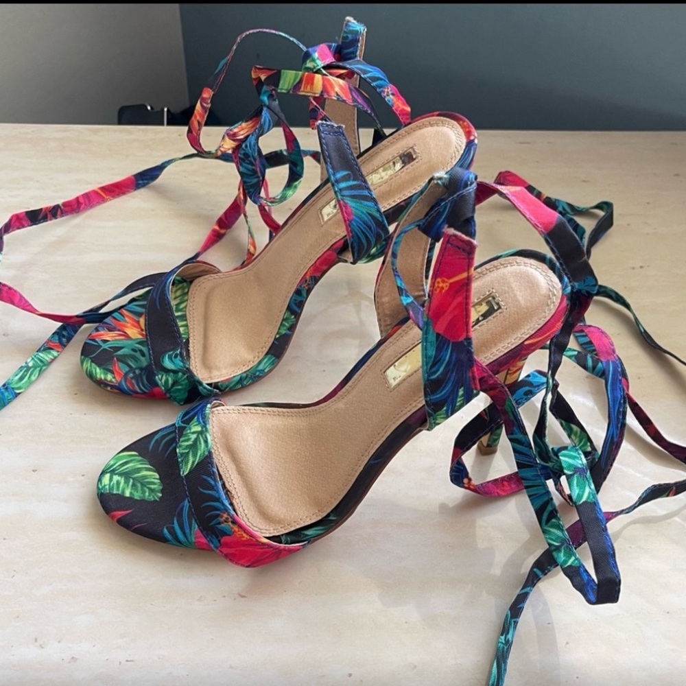 Tropical Print Lace-Up High Heel Sandals - Black Multi